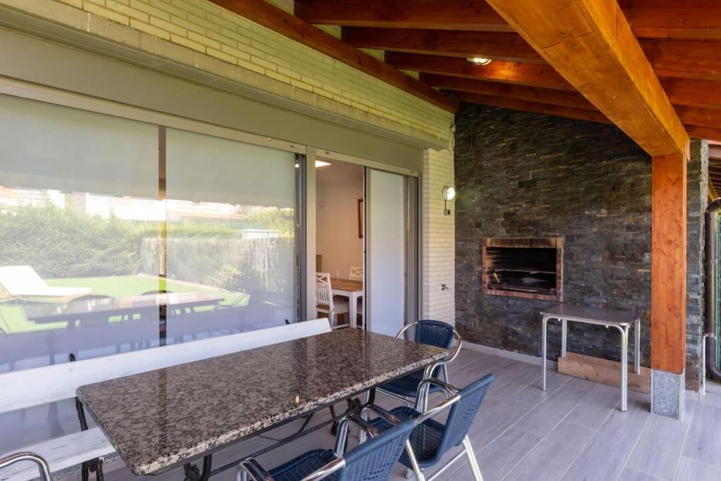 Chalet En Ciruena Con Barbacoa Экстерьер фото
